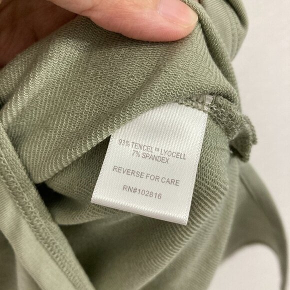 Garnet Hill Sage Green Turtle Neck Sleeveless Stretch Knit Side Slit Tunic Large - Picture 10 of 10